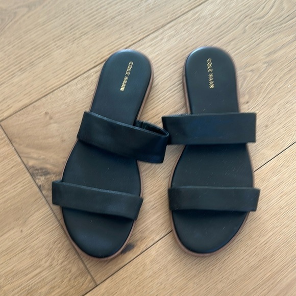 Cole Haan black sandals 9.5 Women’s - Picture 1 of 3